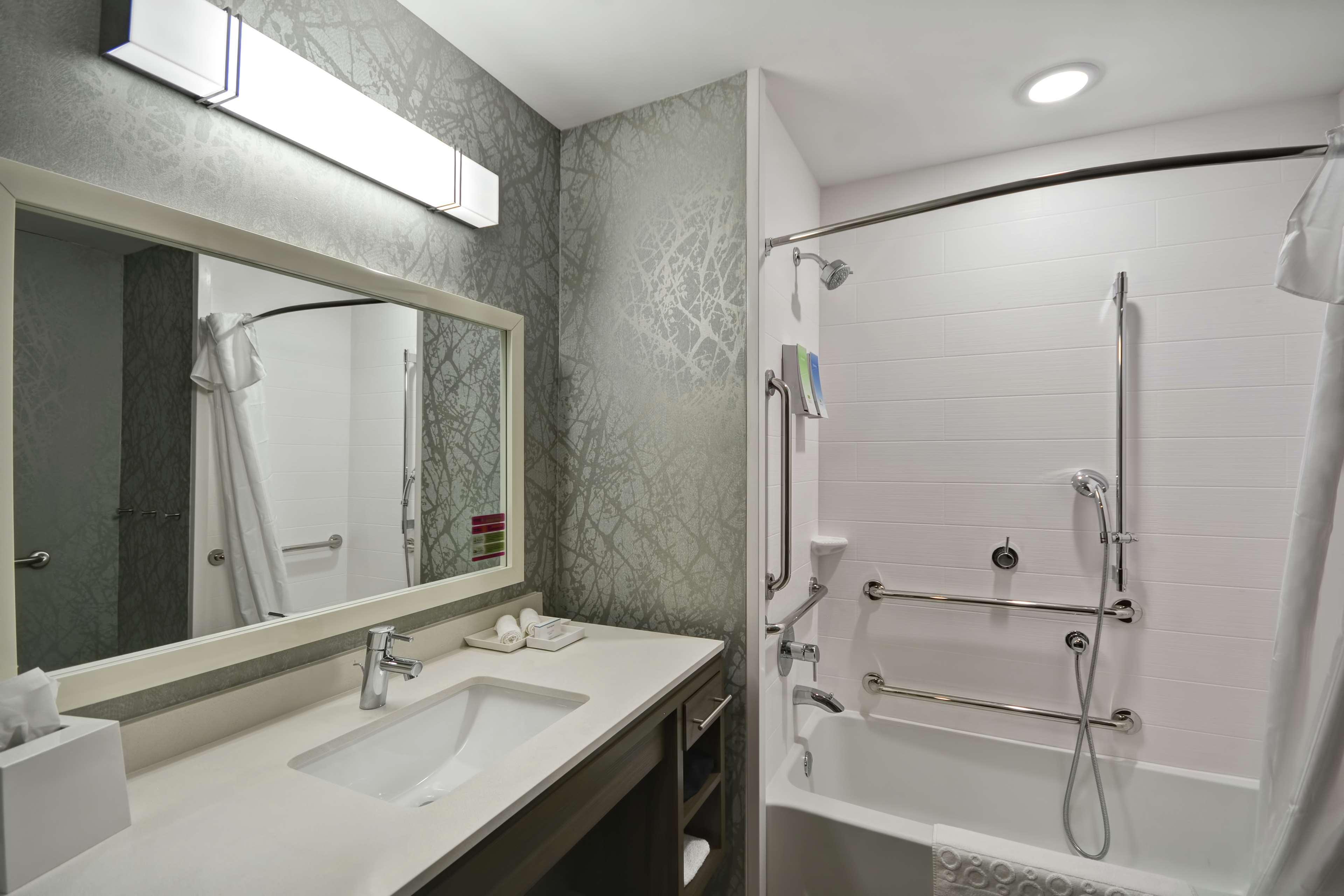 Home2 Suites By Hilton Grand Rapids North Walker Zewnętrze zdjęcie