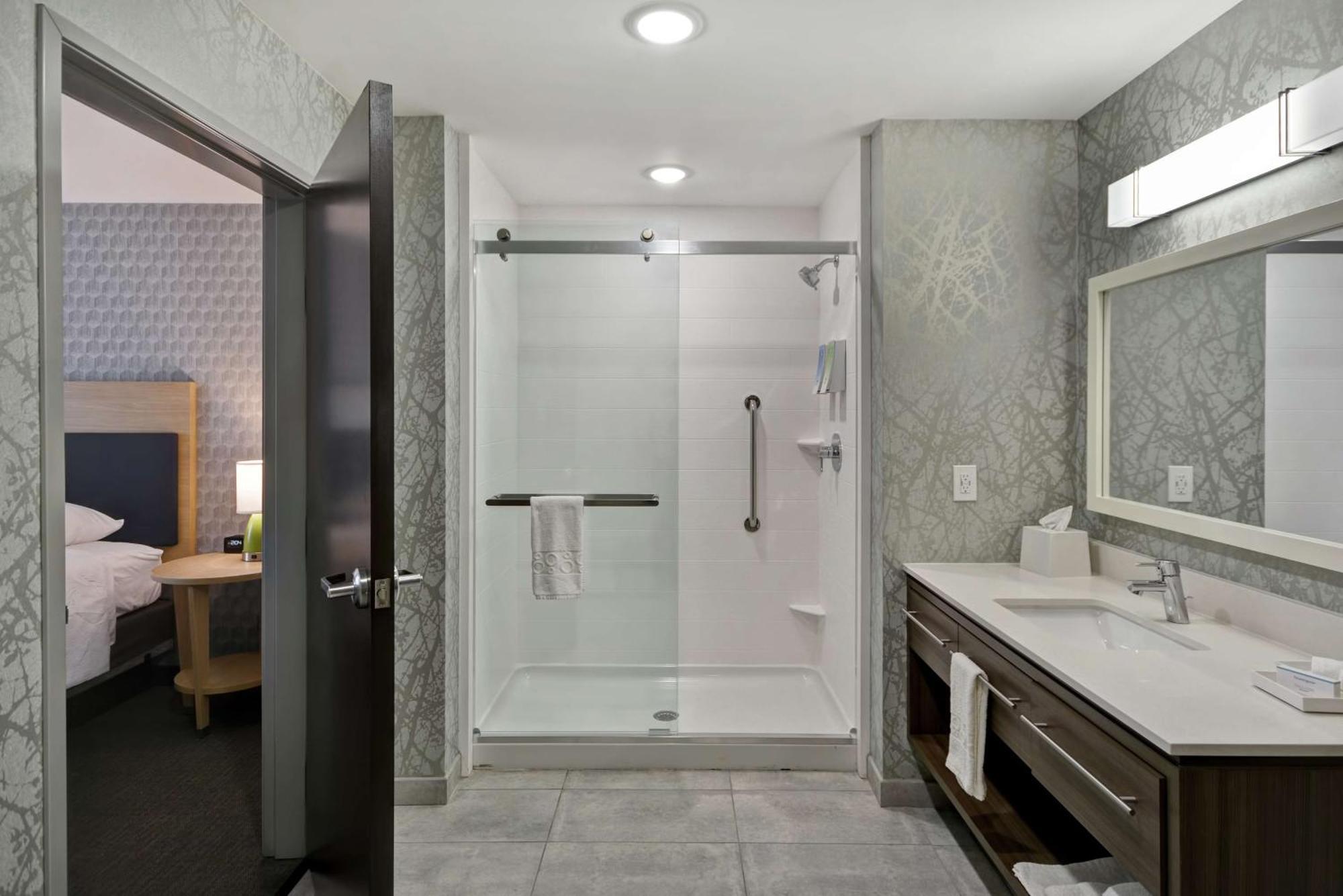 Home2 Suites By Hilton Grand Rapids North Walker Zewnętrze zdjęcie